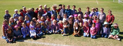 image - 1st grade SCARECROW Day 10-22-10 image - 1st grade SCARECROW Day 10-22-10